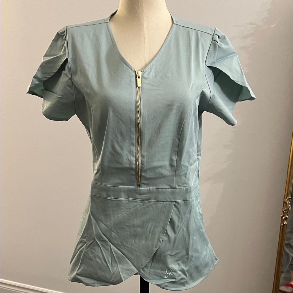 Jaanuu Mint Zippered Peplum Scrub Top
